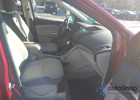 2015 Ford Escape Se z USA, uszkodzony, nr VIN 1FMCU9GX8FUA20955